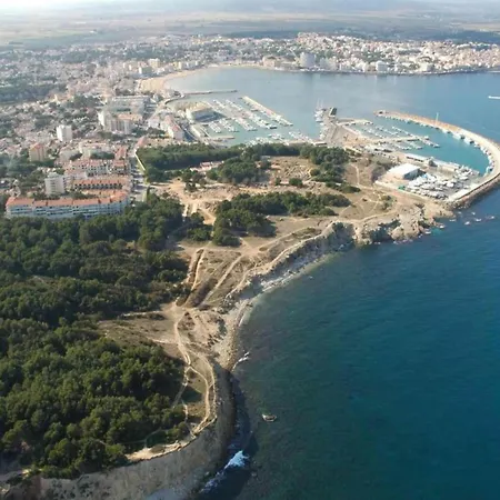 The In * L' Escala